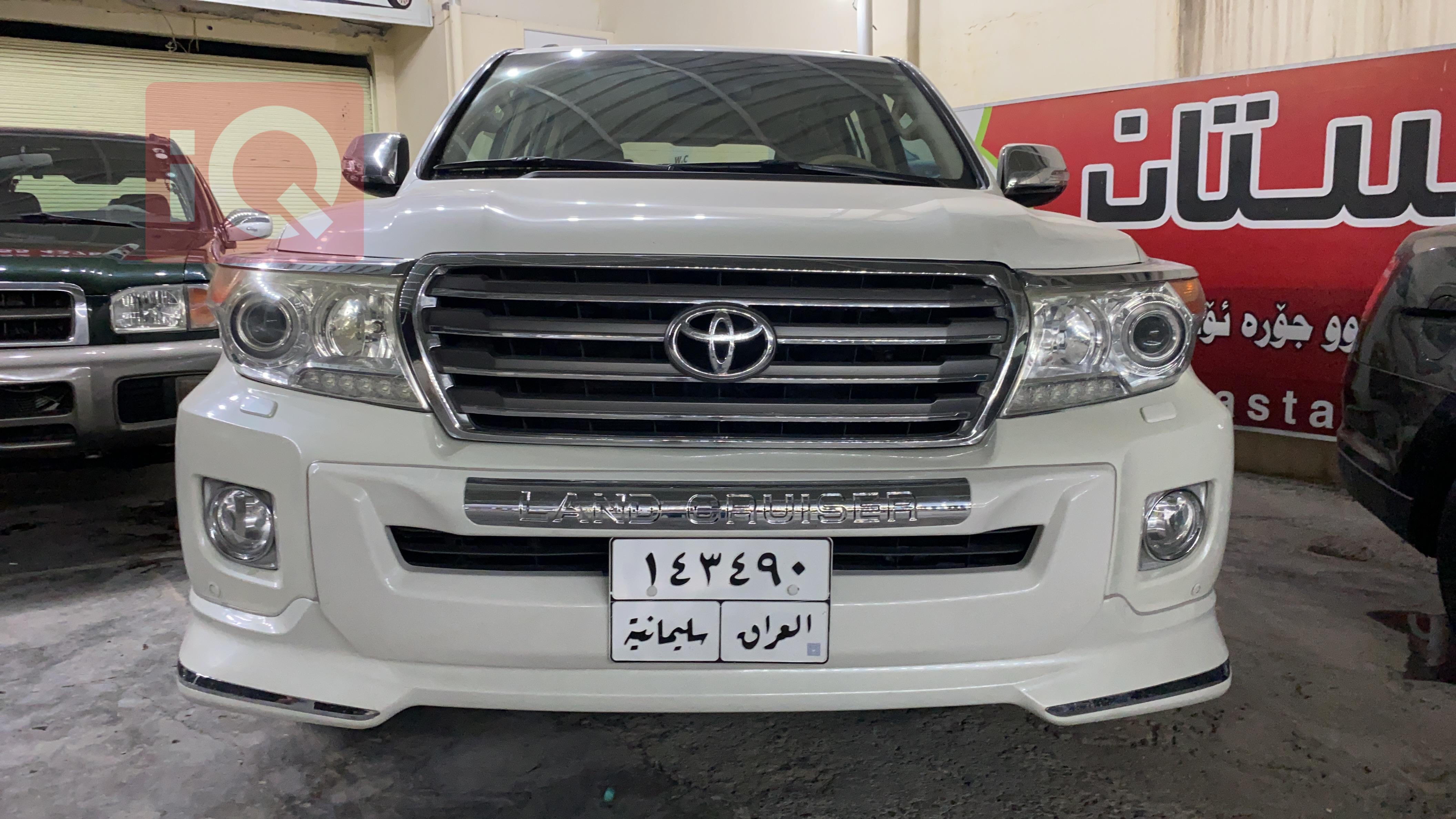 تويوتا لاندكروزر